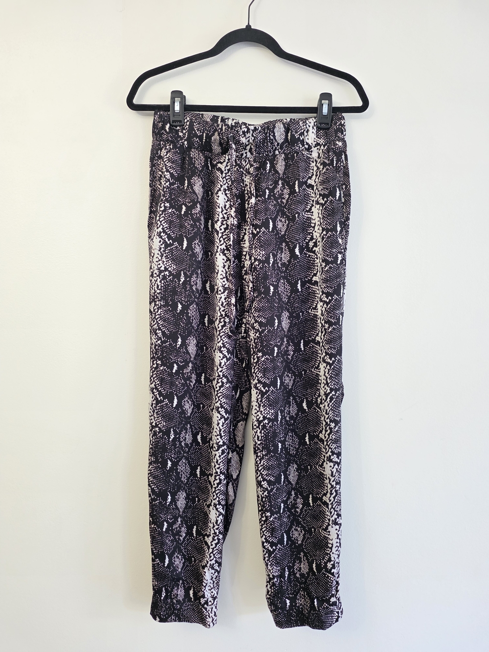 Snake-Print Elastic-Waist Joggers - Black & Cream